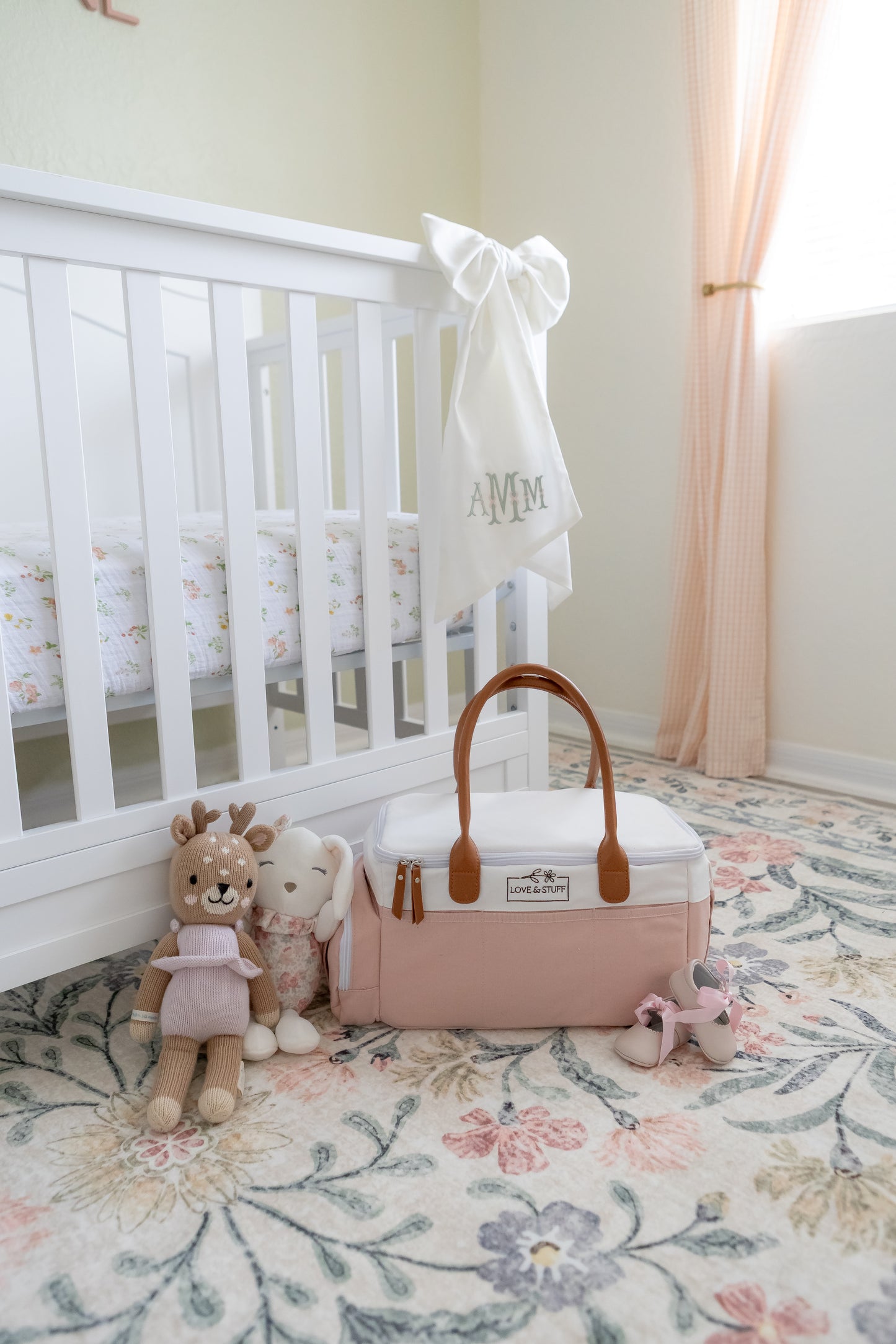 šø Dusty Rose Travel Diaper Caddy