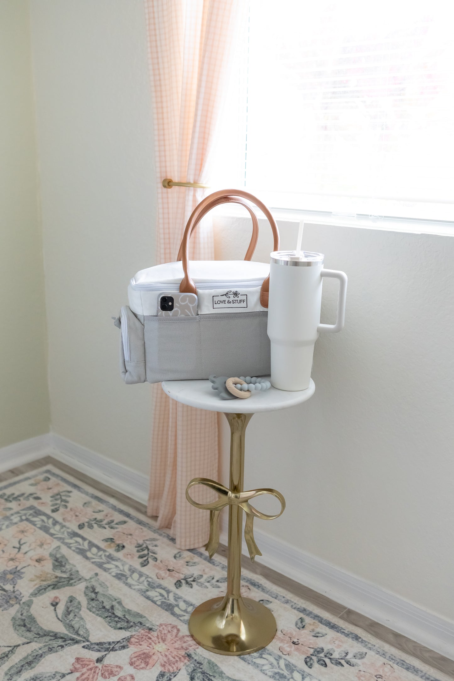 ⚪ Pebble Gray Travel Diaper Caddy
